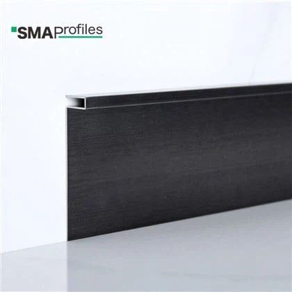 60 mm zwarte plinten